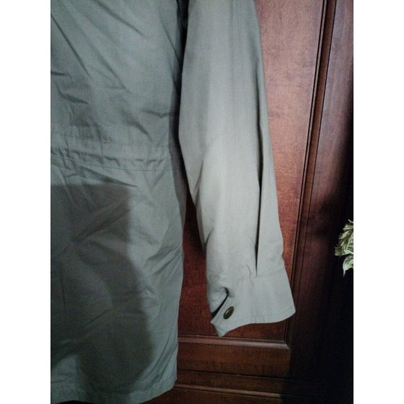 Duckerwear Jacket W/Hood, Drawstring Waist Snapon Fastening. W/ Quilted Vest... - Picture 8 of 16